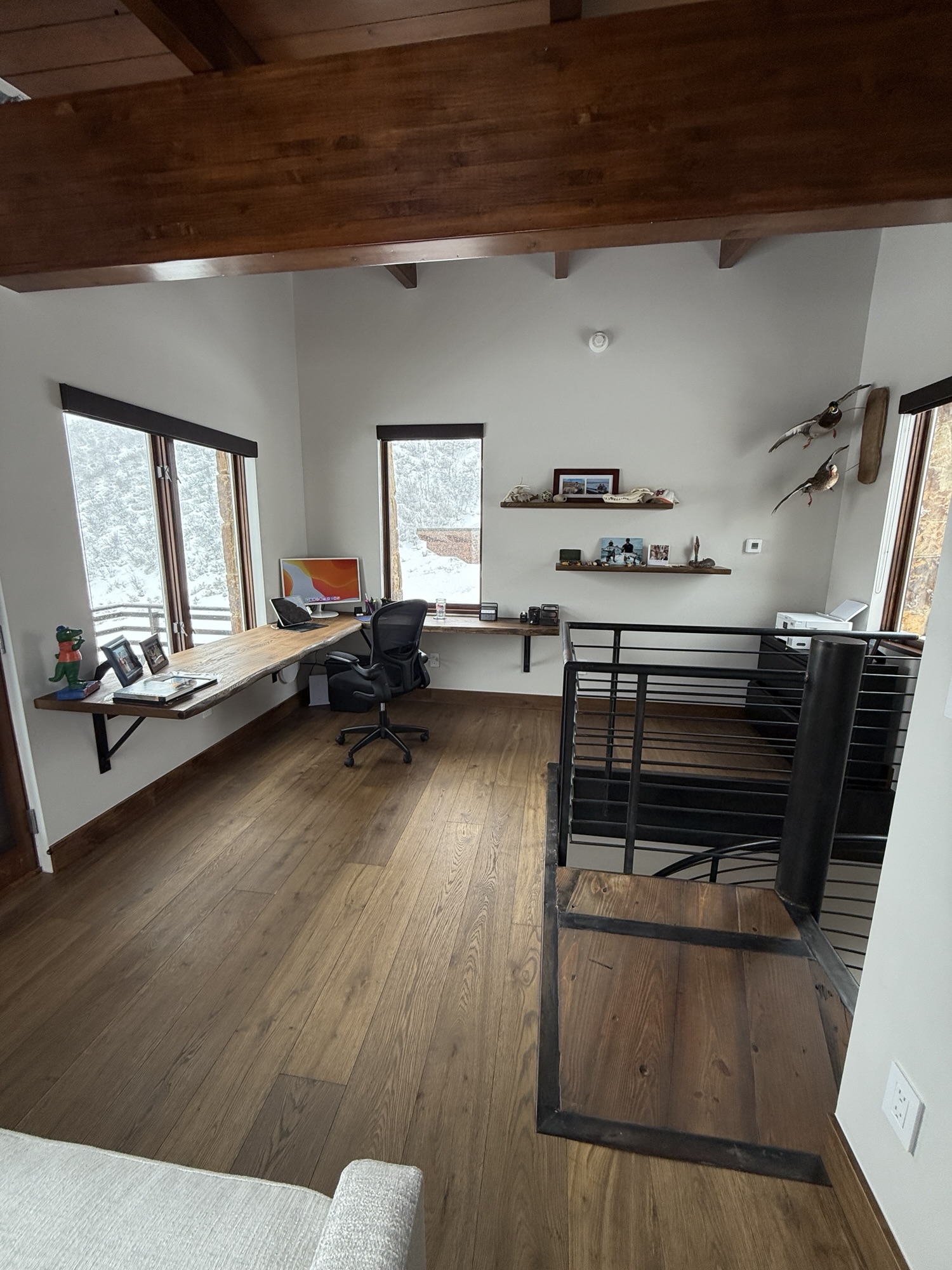 Create Your Perfect Colorado Mountain Workspace!